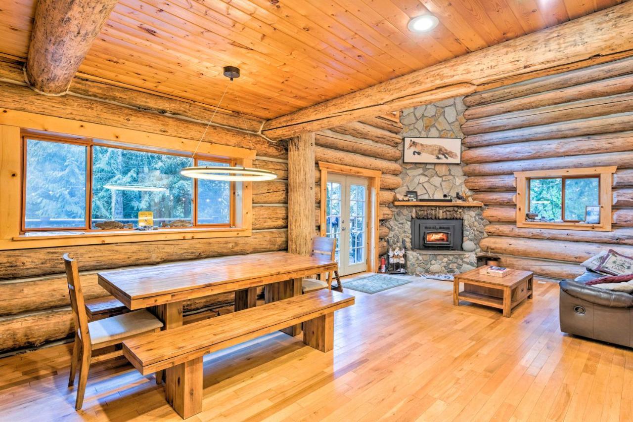 Riverfront Gold Bar Log Cabin Near Stevens Pass! Kültér fotó