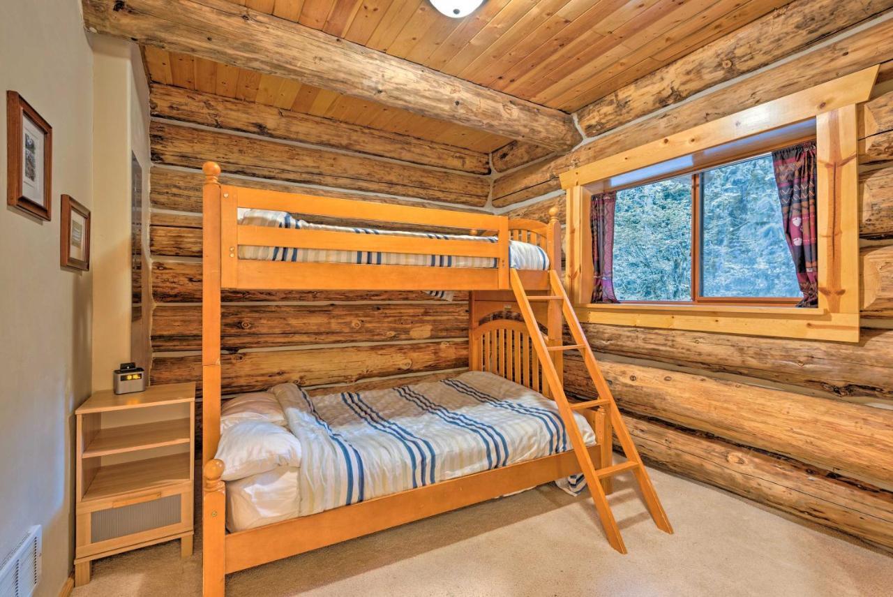 Riverfront Gold Bar Log Cabin Near Stevens Pass! Kültér fotó